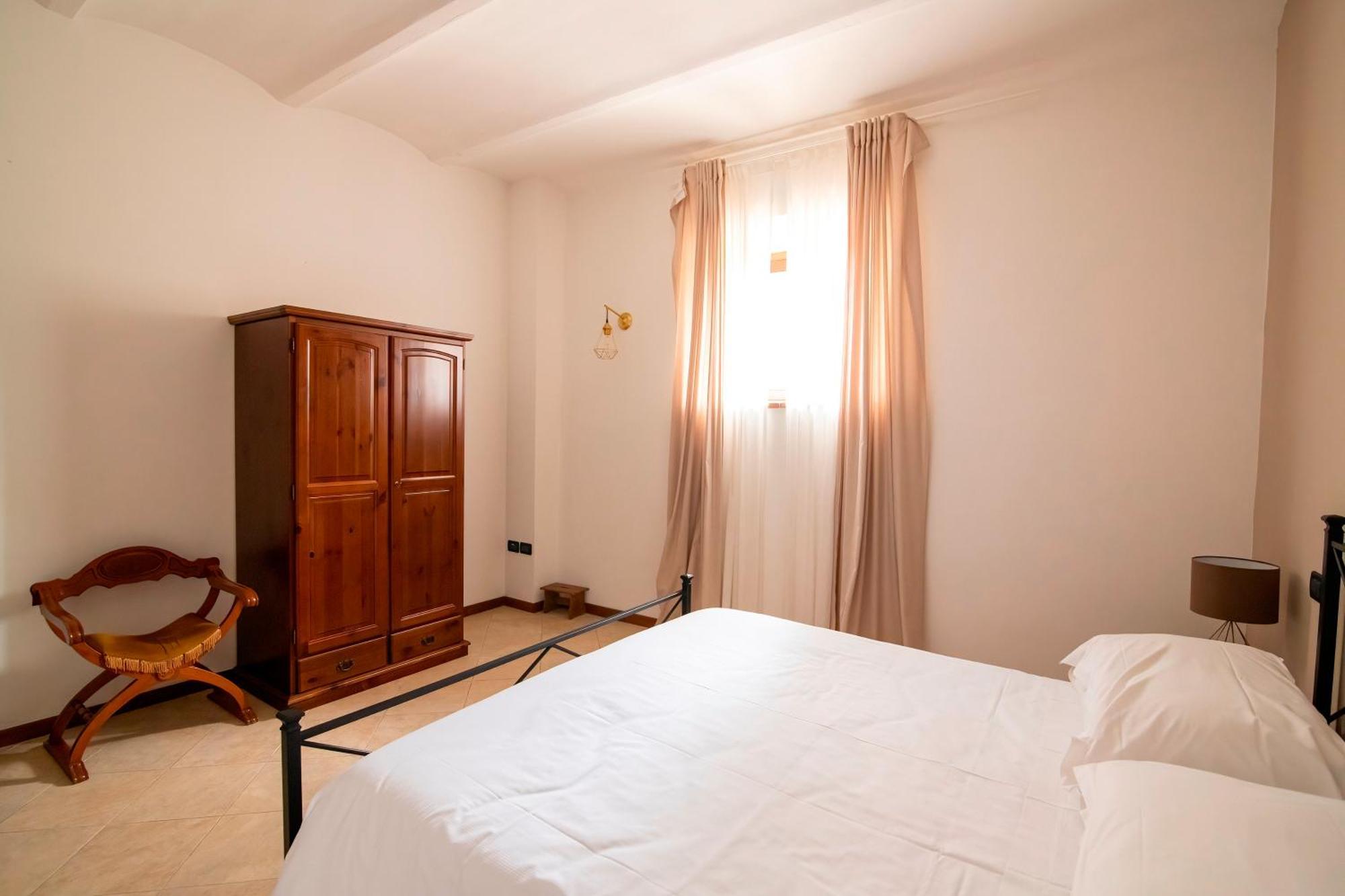 グッビオ Casale Rancagliaヴィラ 部屋 写真
