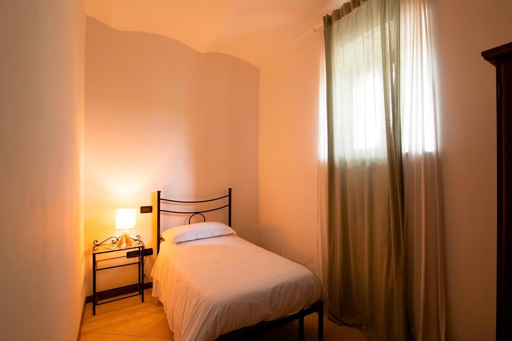 グッビオ Casale Rancagliaヴィラ 部屋 写真